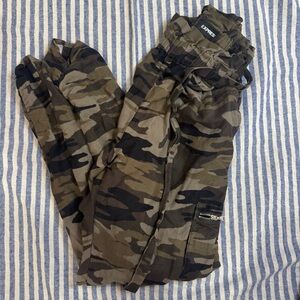 Express Women’s Brown and Green Cargo Pants